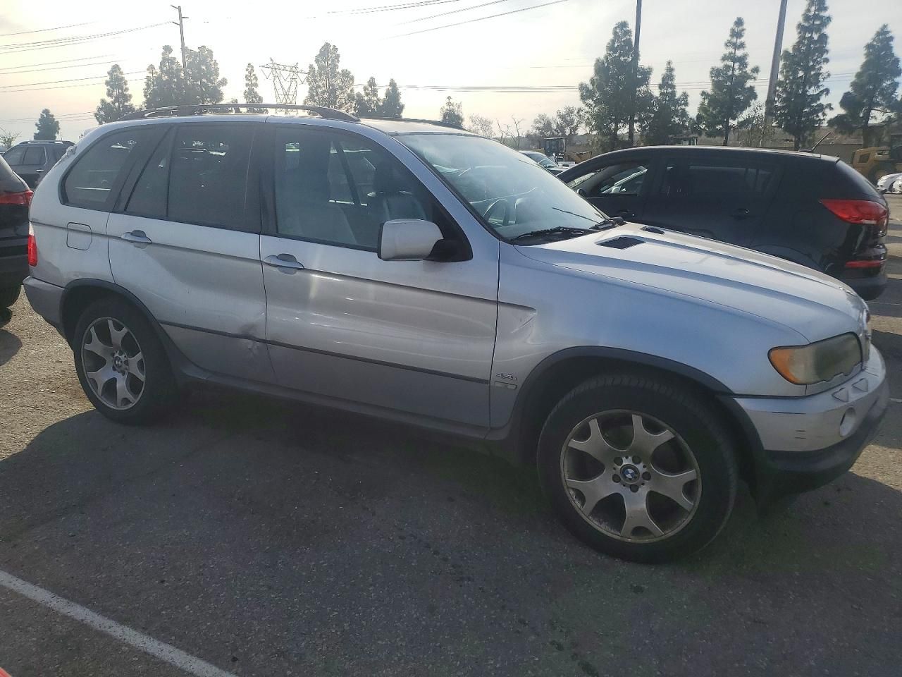 2000 BMW X5 4.4i