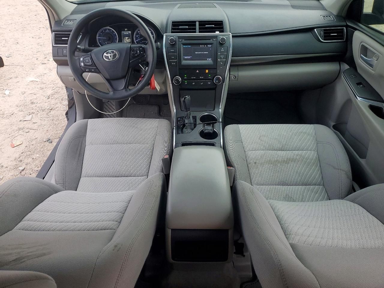 2017 Toyota Camry le