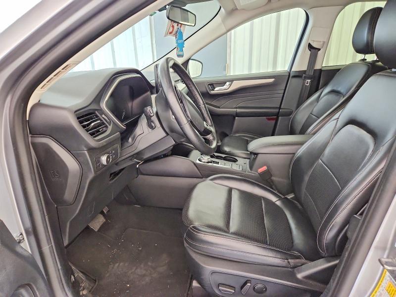 2021 Ford Escape sel