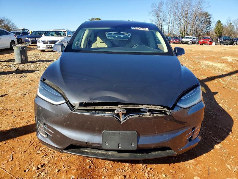 2017 Tesla Model x