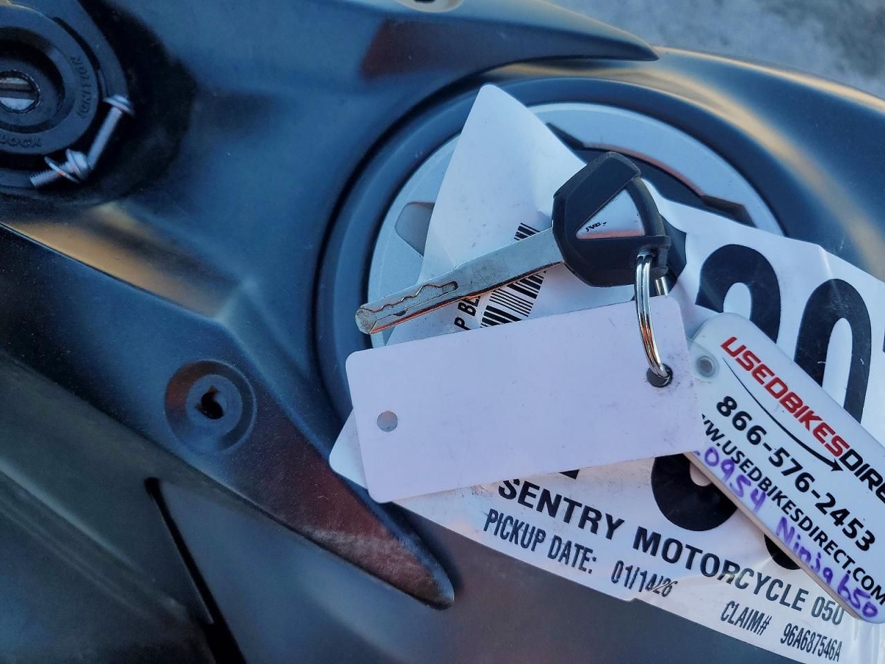 2024 Kawasaki EX650 P