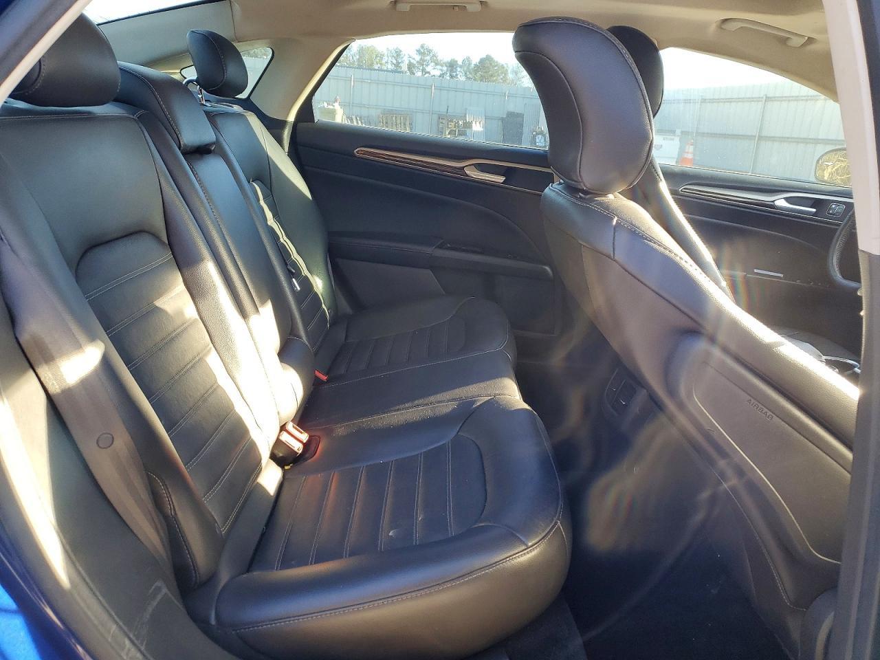 2016 Ford Fusion se