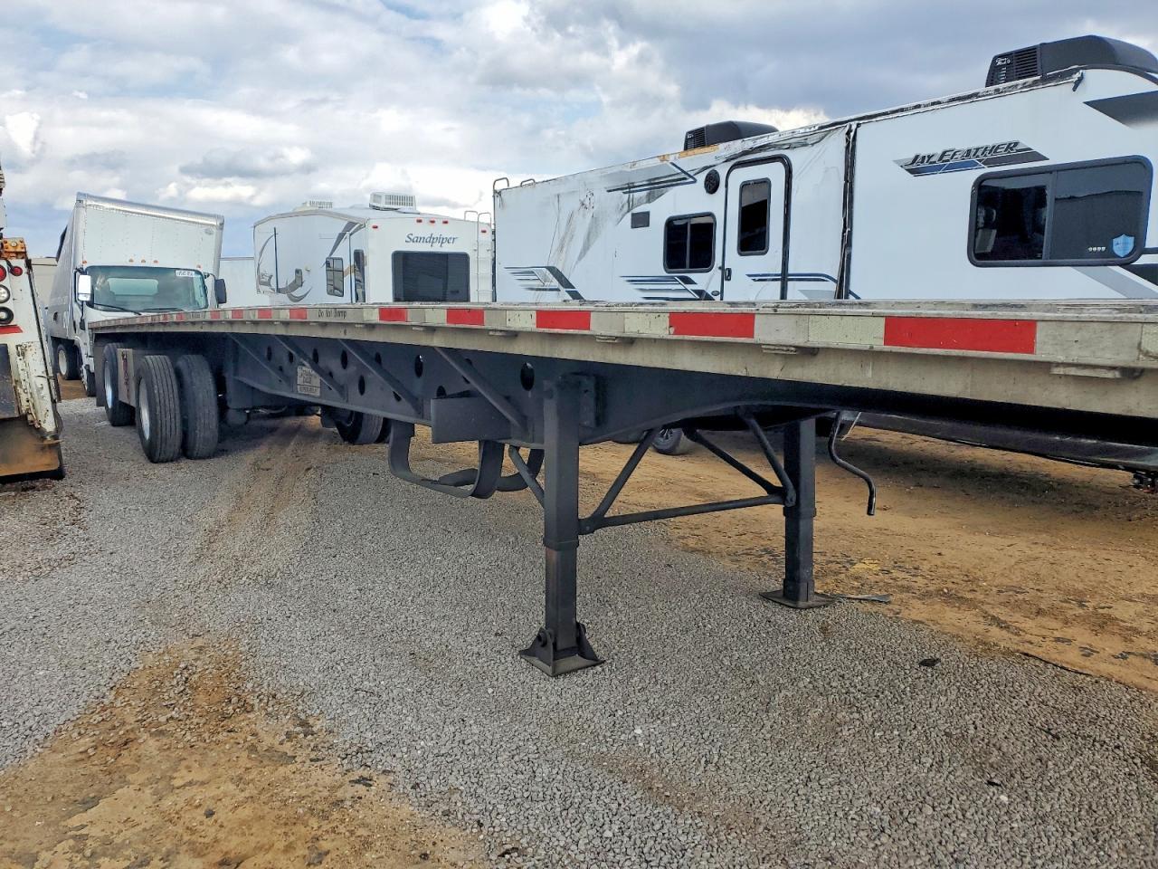 1997 Transcraft Flatbed Trailer