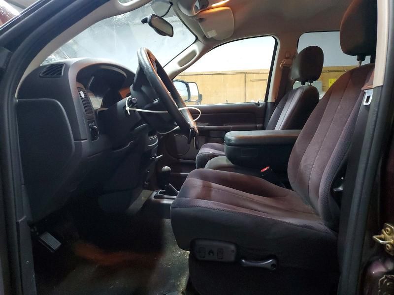 2004 Dodge RAM 1500 ST