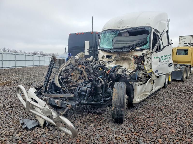 2019 Kenworth T680 Semi Truck