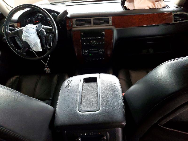2009 Chevrolet Suburban C1500 lt