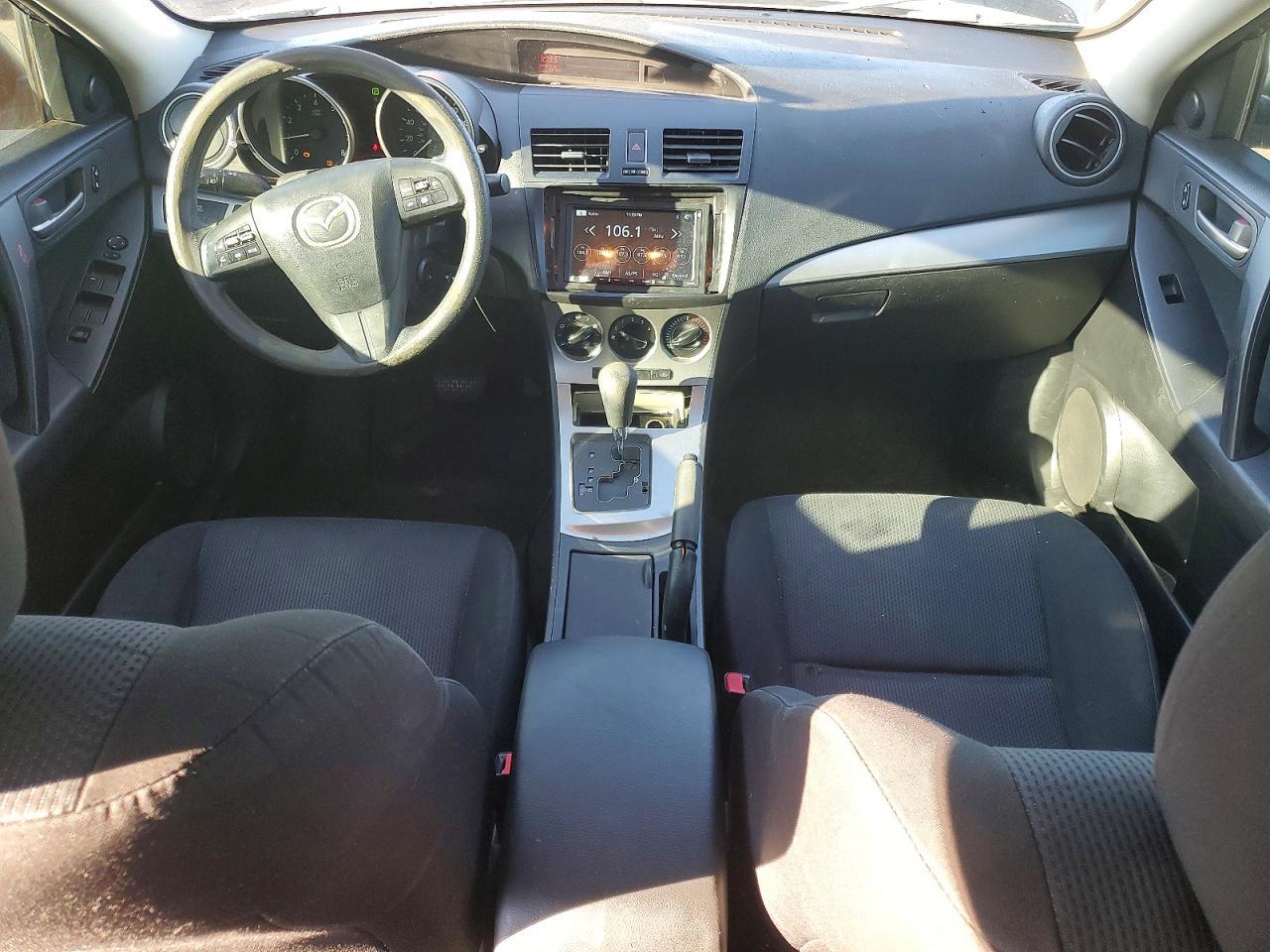 2010 Mazda 3 I