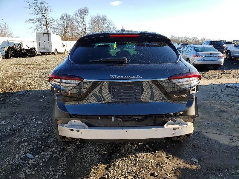 2023 Maserati Levante Modena