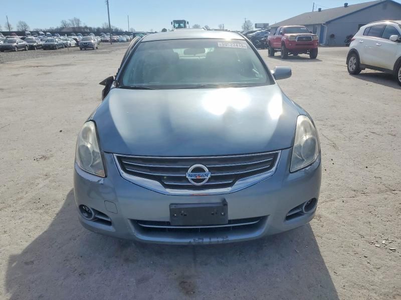 2010 Nissan Altima Base