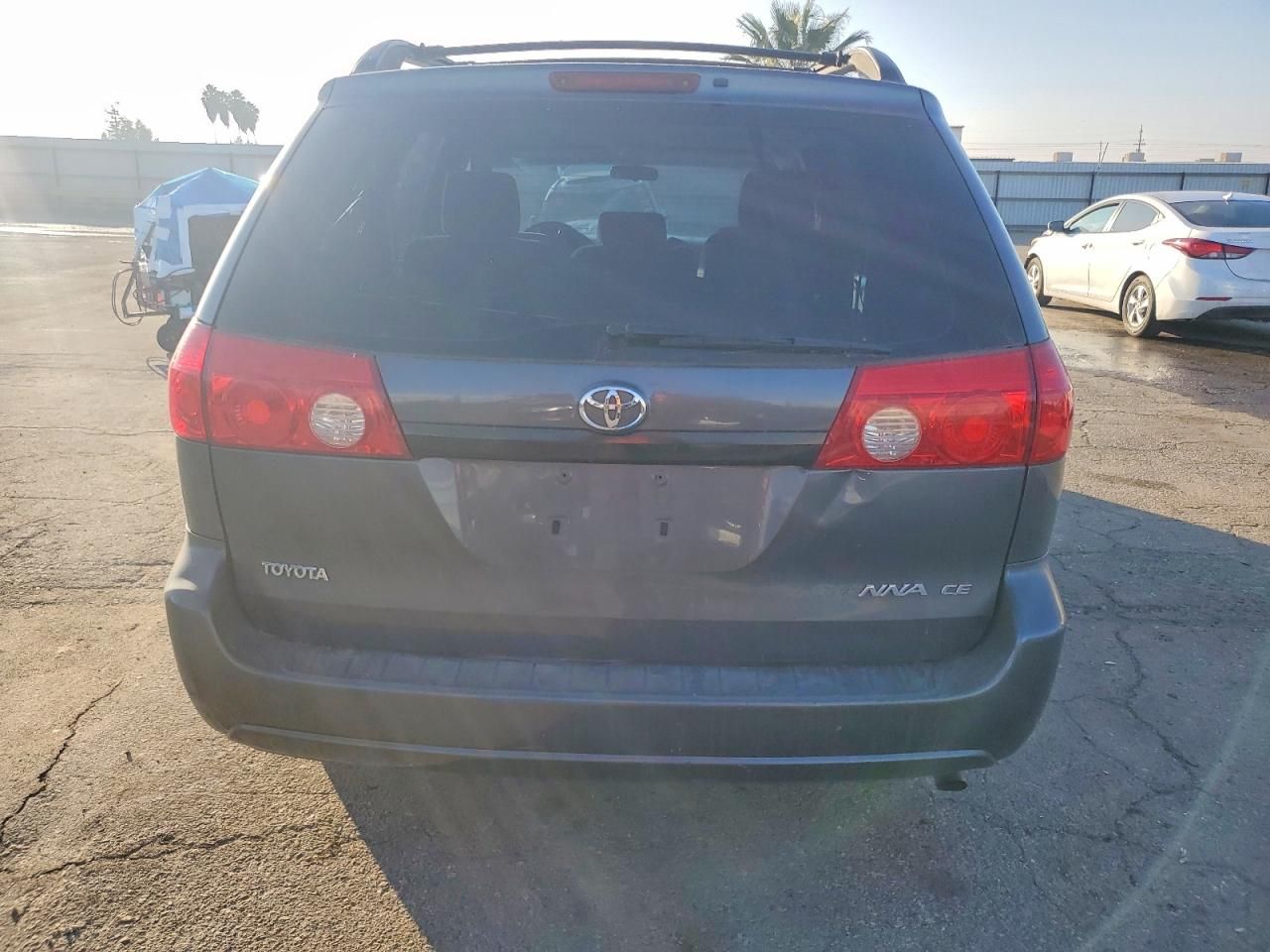 2008 Toyota Sienna ce