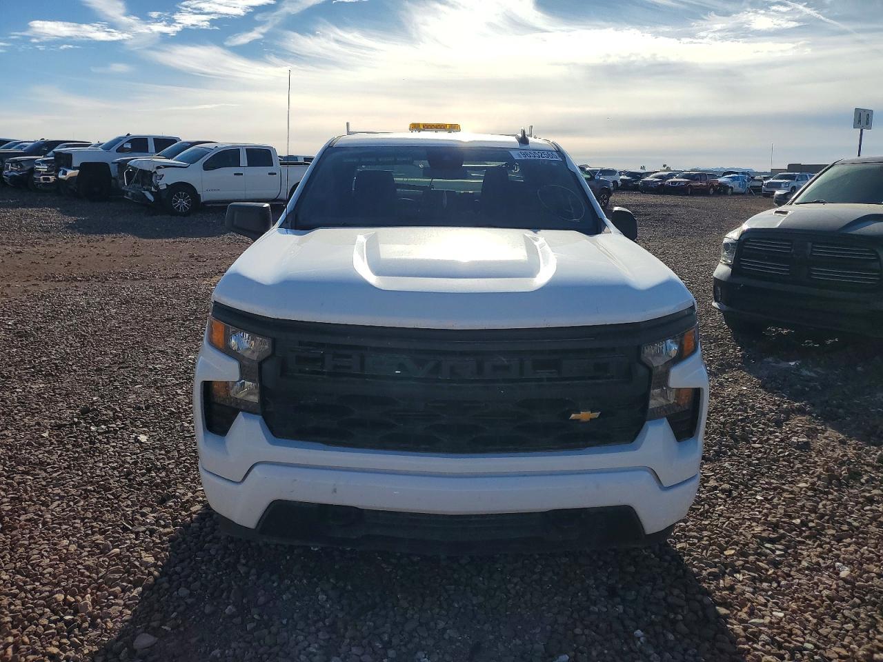 2024 Chevrolet Silverado C1500 Custom