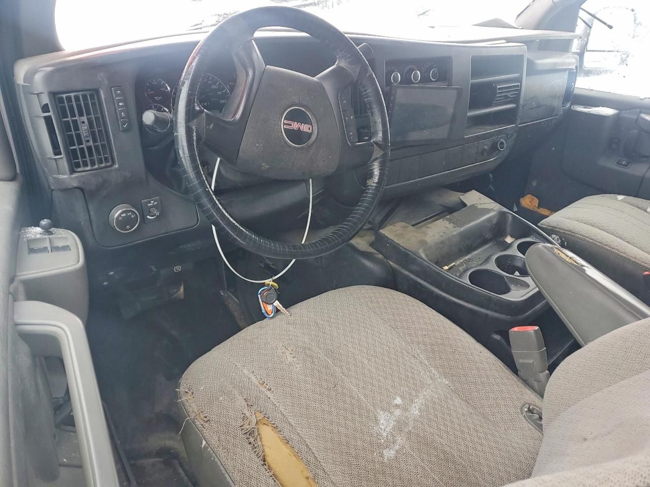 2012 GMC Savana Cutaway G3500