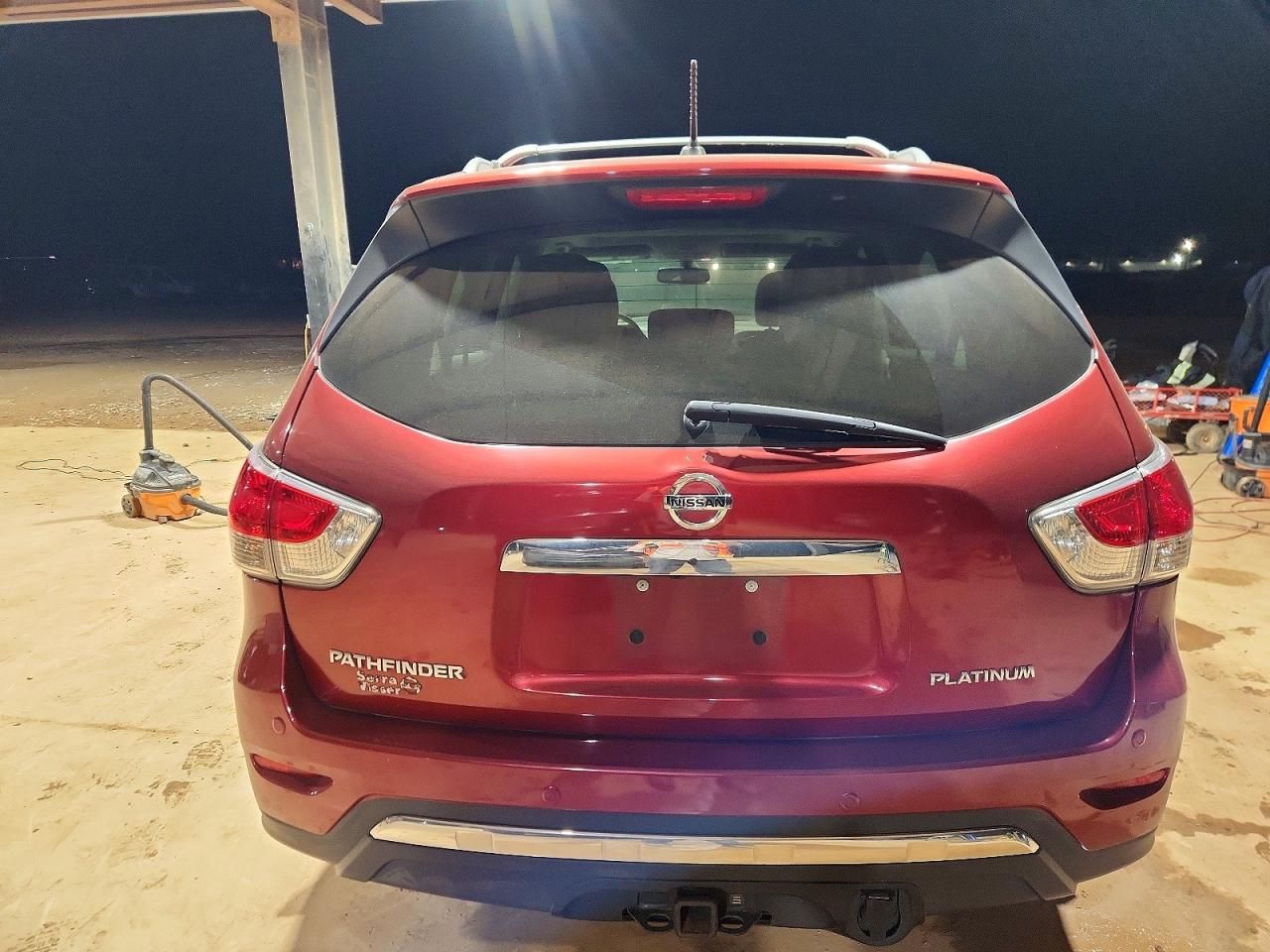 2015 Nissan Pathfinder s