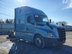 2019 Freightliner Cascadia 126 Semi Truck