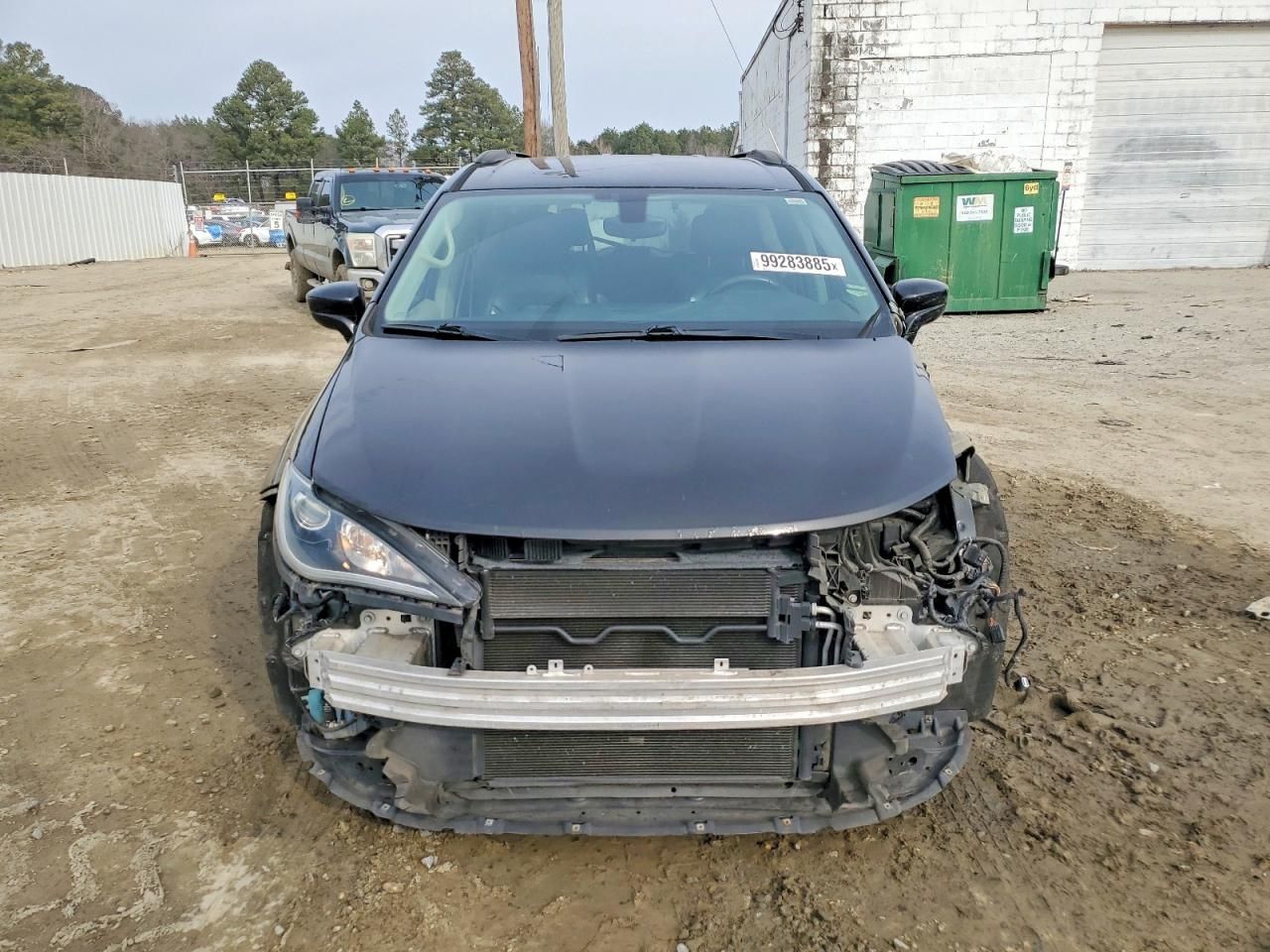 2017 Chrysler Pacifica Touring l