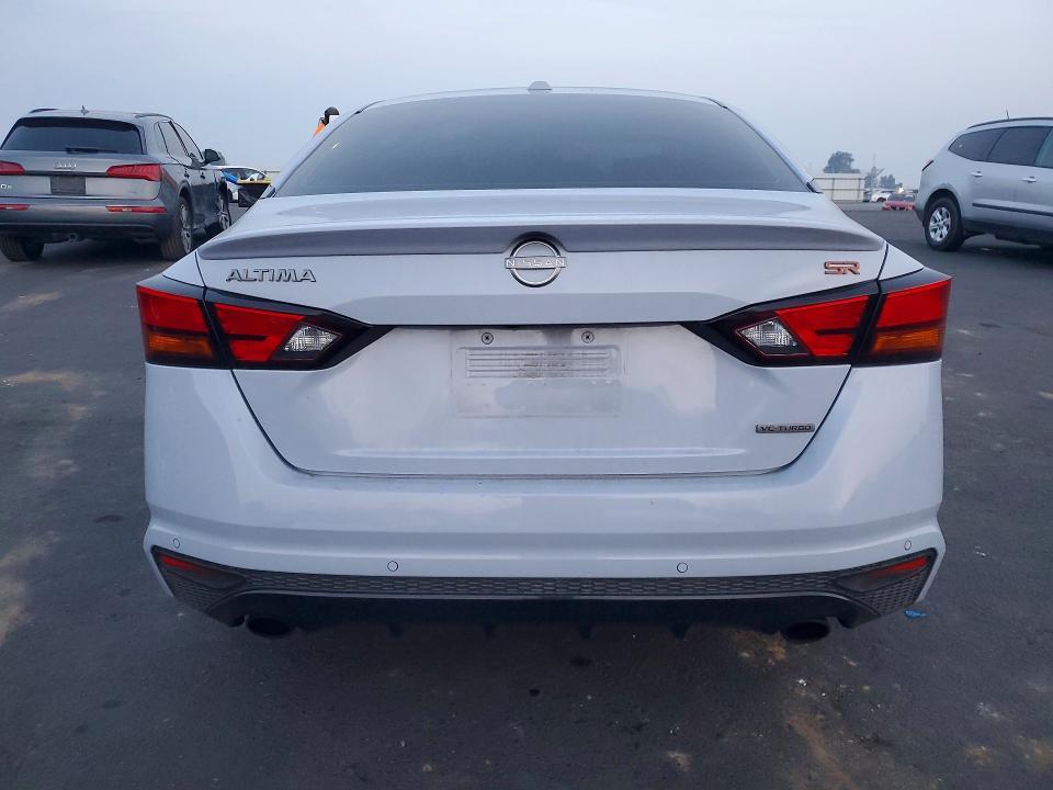 2023 Nissan Altima sr