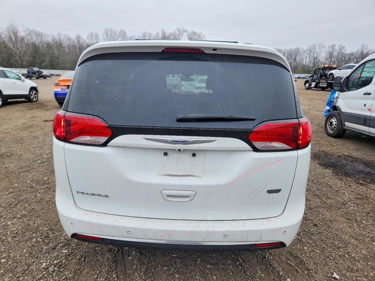 2018 Chrysler Pacifica Touring l