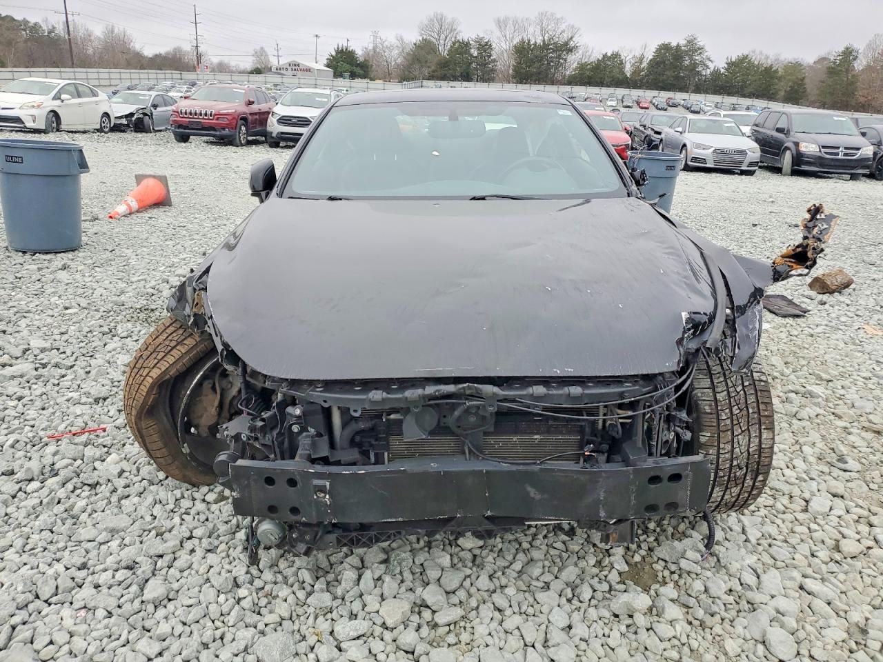 2018 Infiniti Q60 Luxe 300