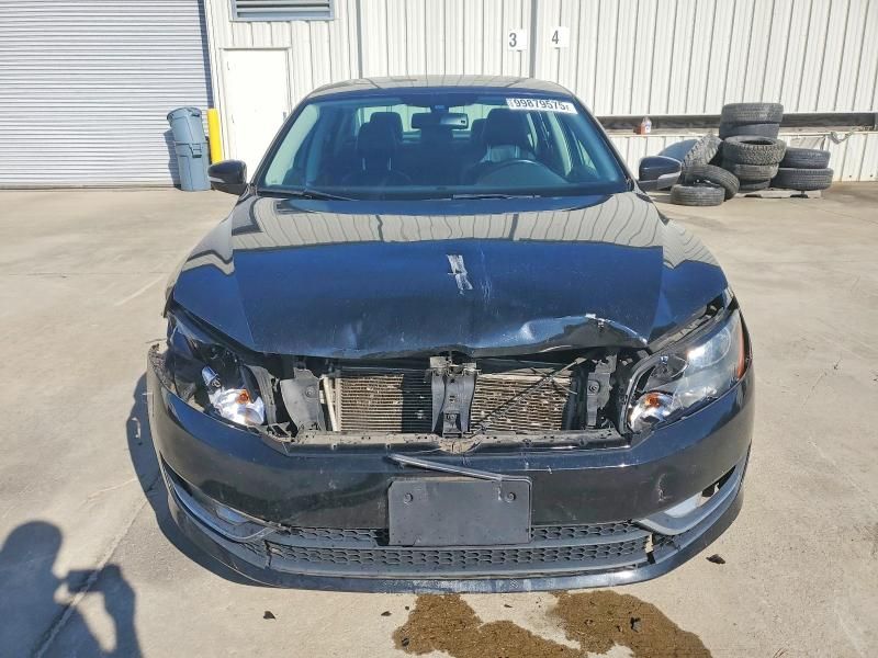 2013 Volkswagen Passat sel