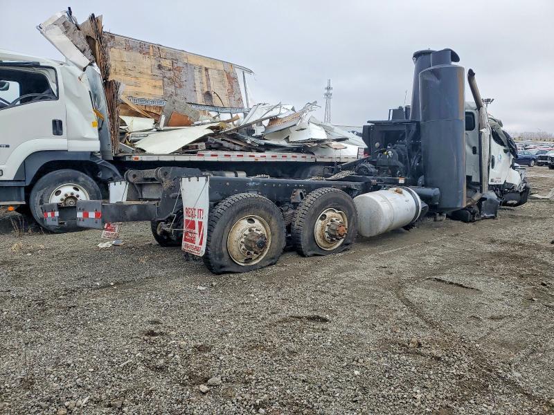 2023 Freigliner 114sd