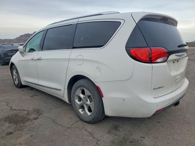 2017 Chrysler Pacifica Touring l Plus