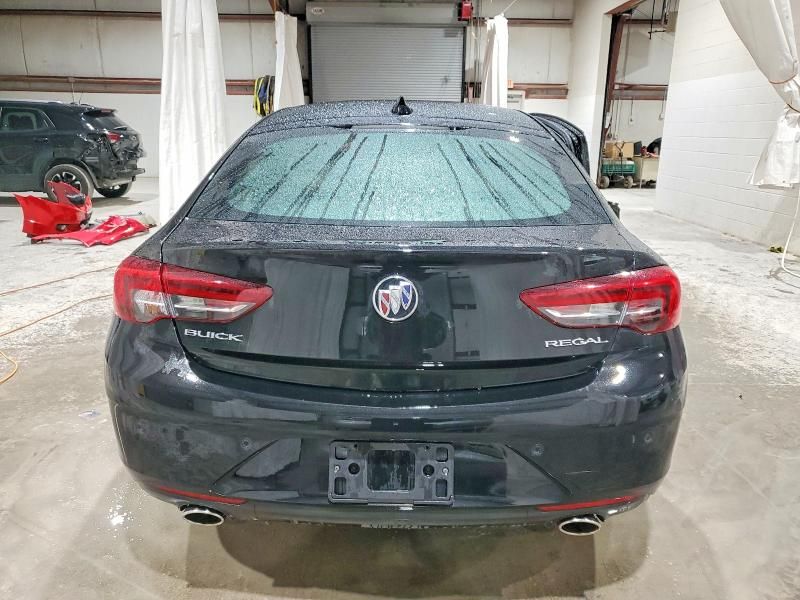 2018 Buick Regal Essence