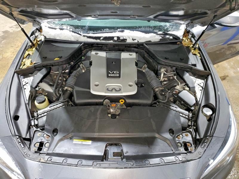 2015 Infiniti Q50 Base