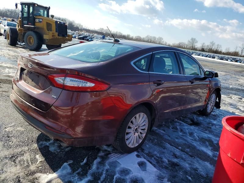 2016 Ford Fusion se Phev