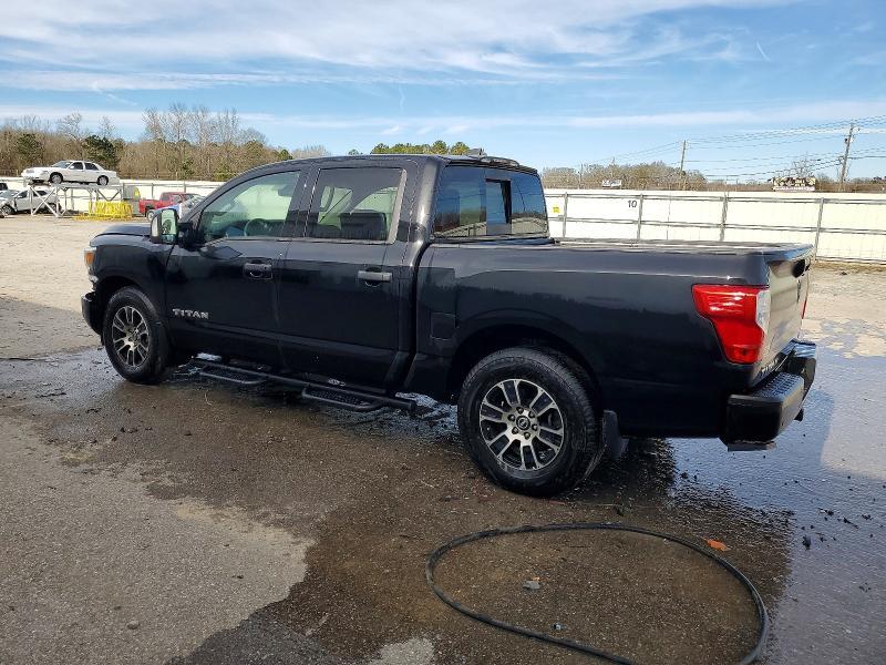 2023 Nissan Titan sv