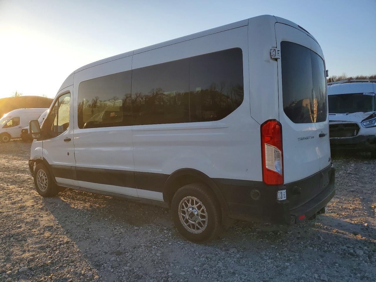 2015 Ford Transit-350 WAG