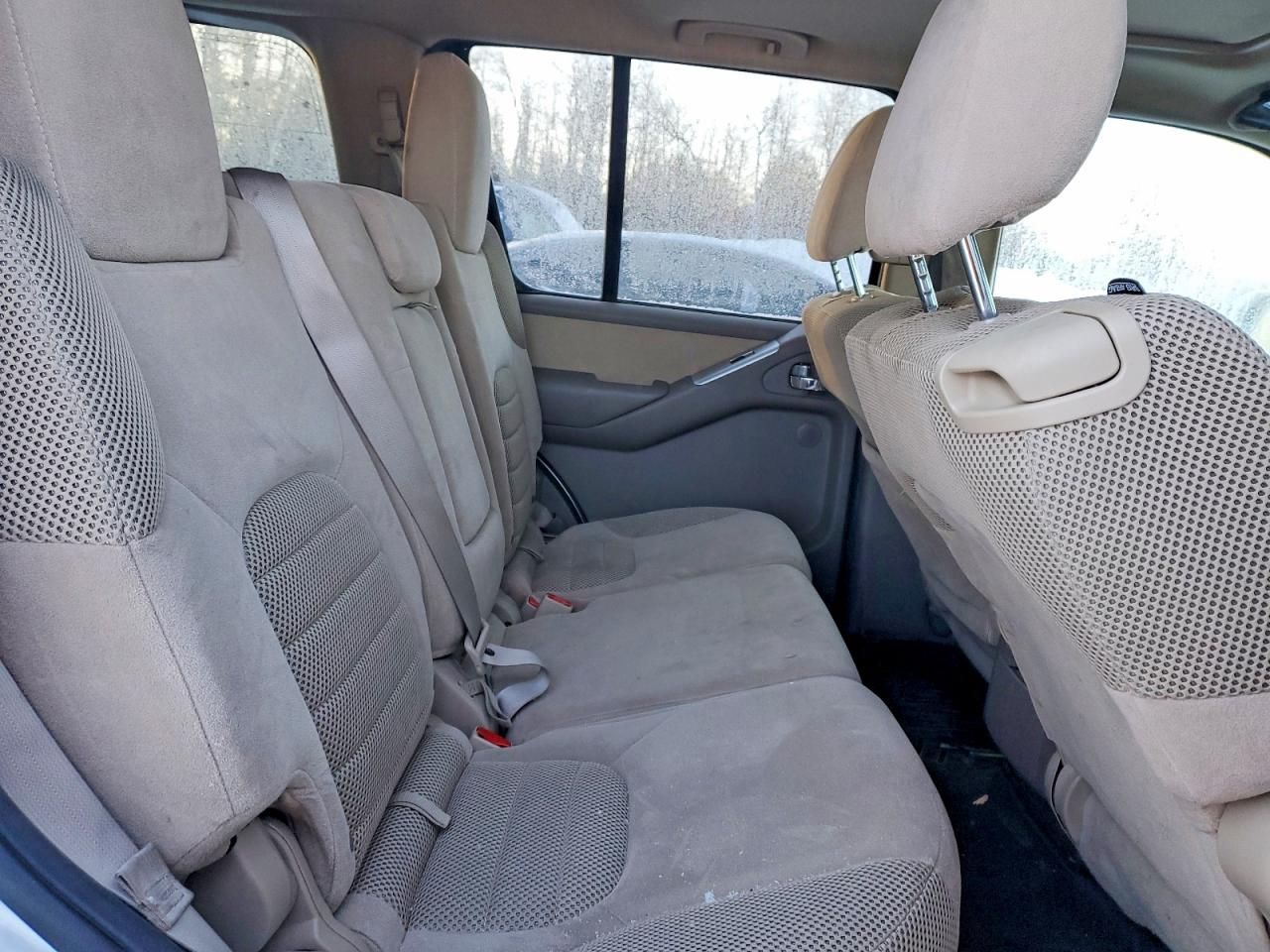 2012 Nissan Pathfinder s