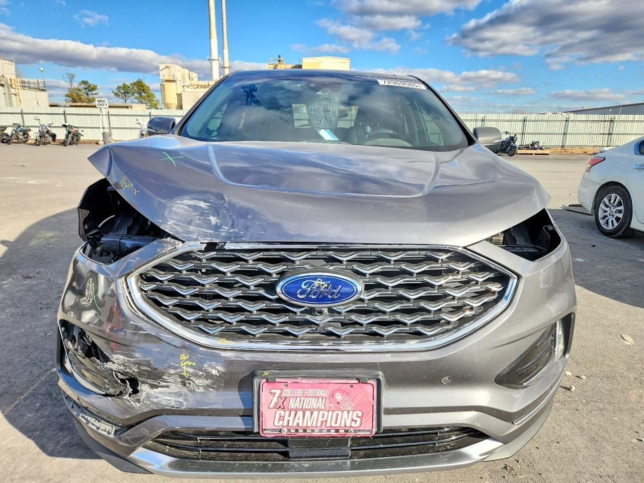 2022 Ford Edge Titanium