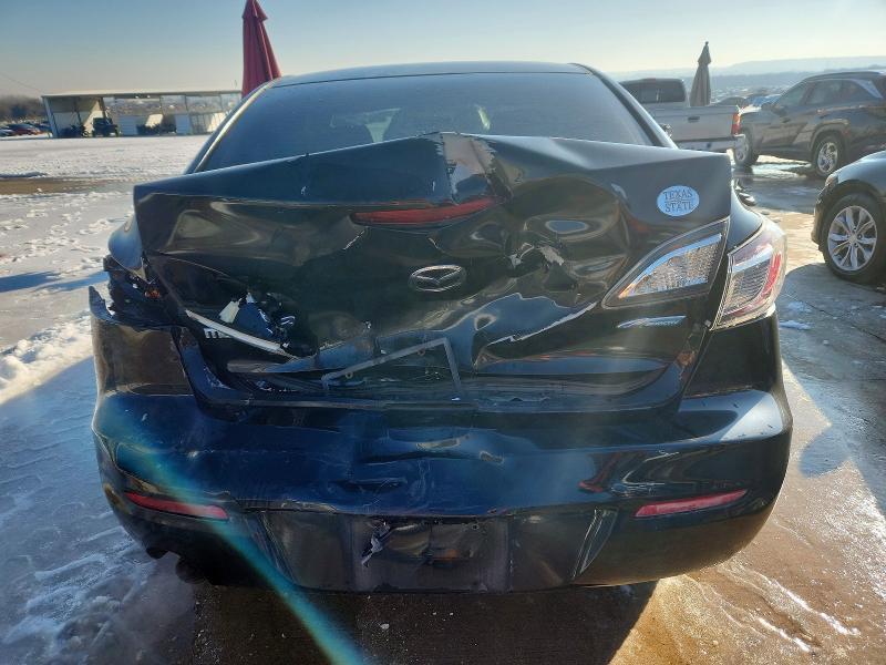 2013 Mazda 3 I