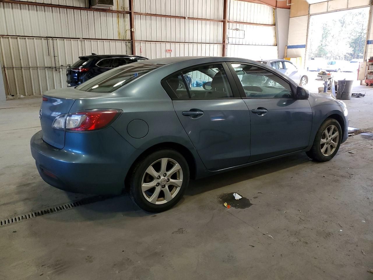 2010 Mazda 3 I