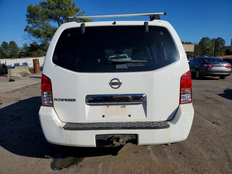 2005 Nissan Pathfinder le