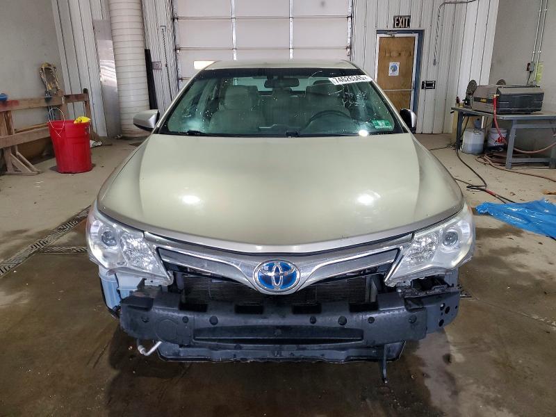2014 Toyota Camry Hybrid