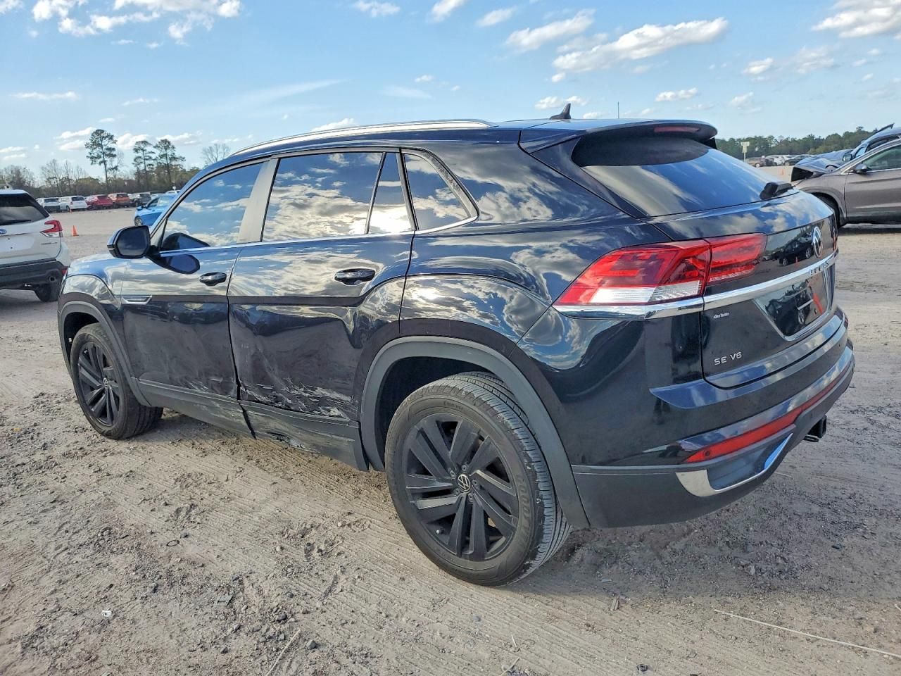 2023 Volkswagen Atlas Cross Sport se