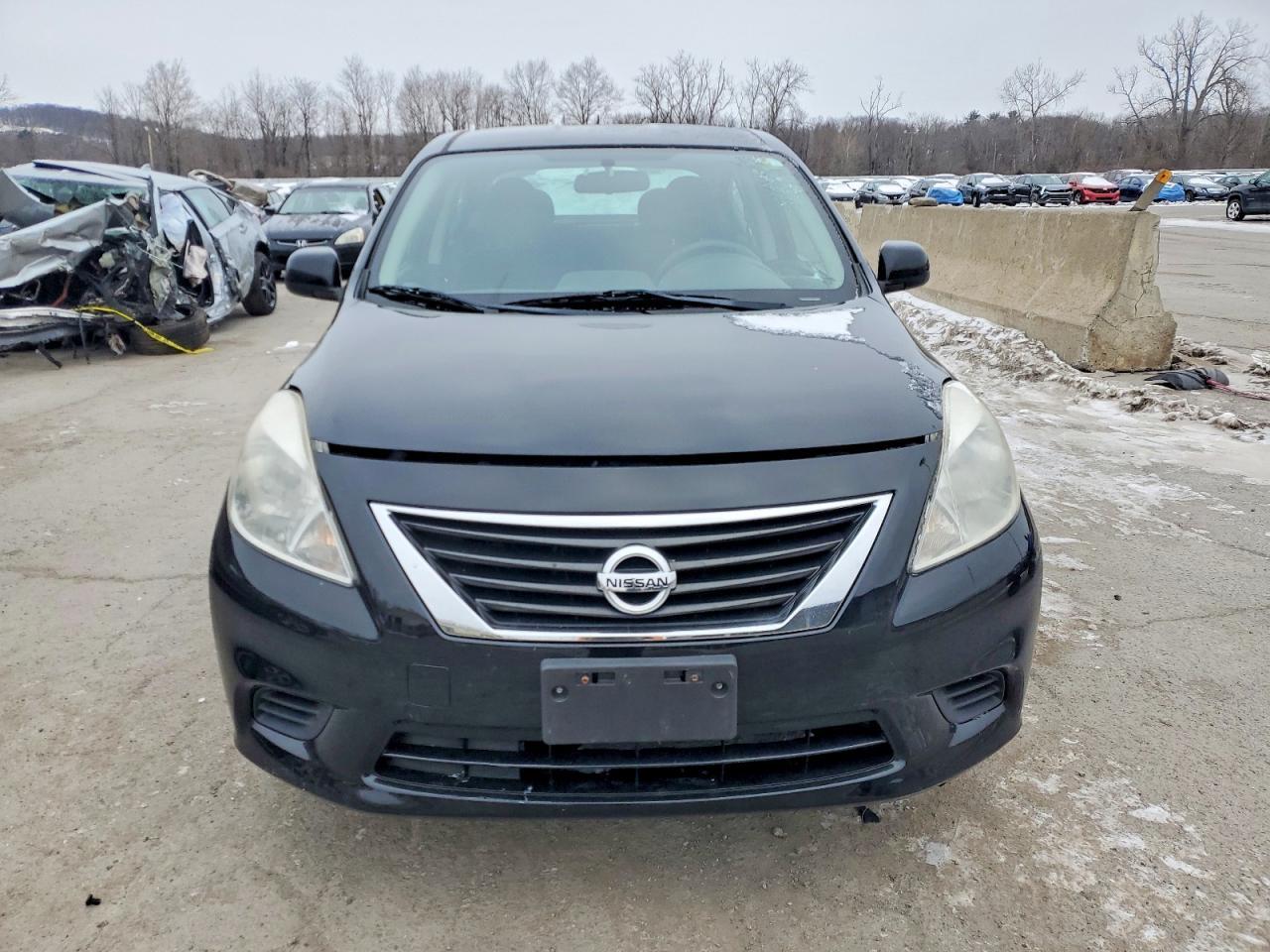 2014 Nissan Versa s