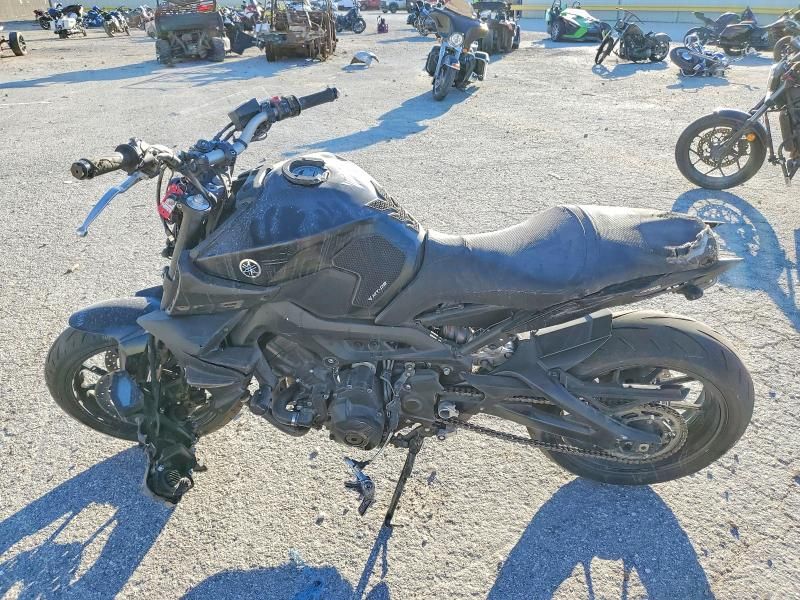 2018 Yamaha MT09