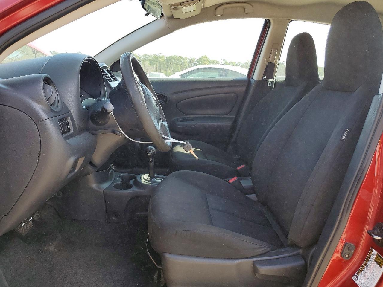 2017 Nissan Versa 1.6 s Plus