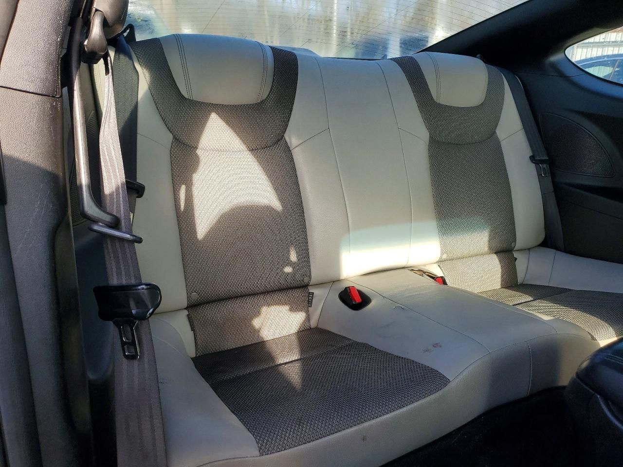 2013 Hyundai Genesis Coupe 2.0t