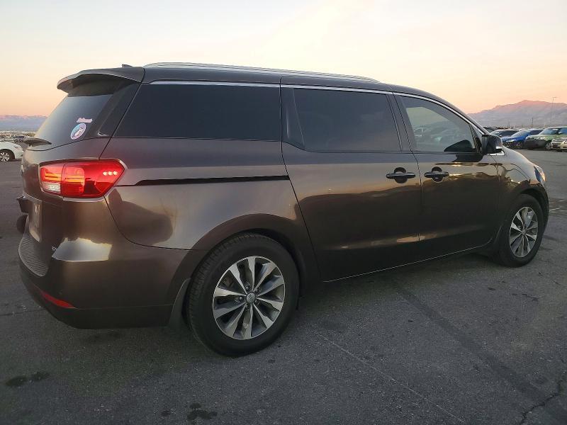 2016 KIA Sedona
