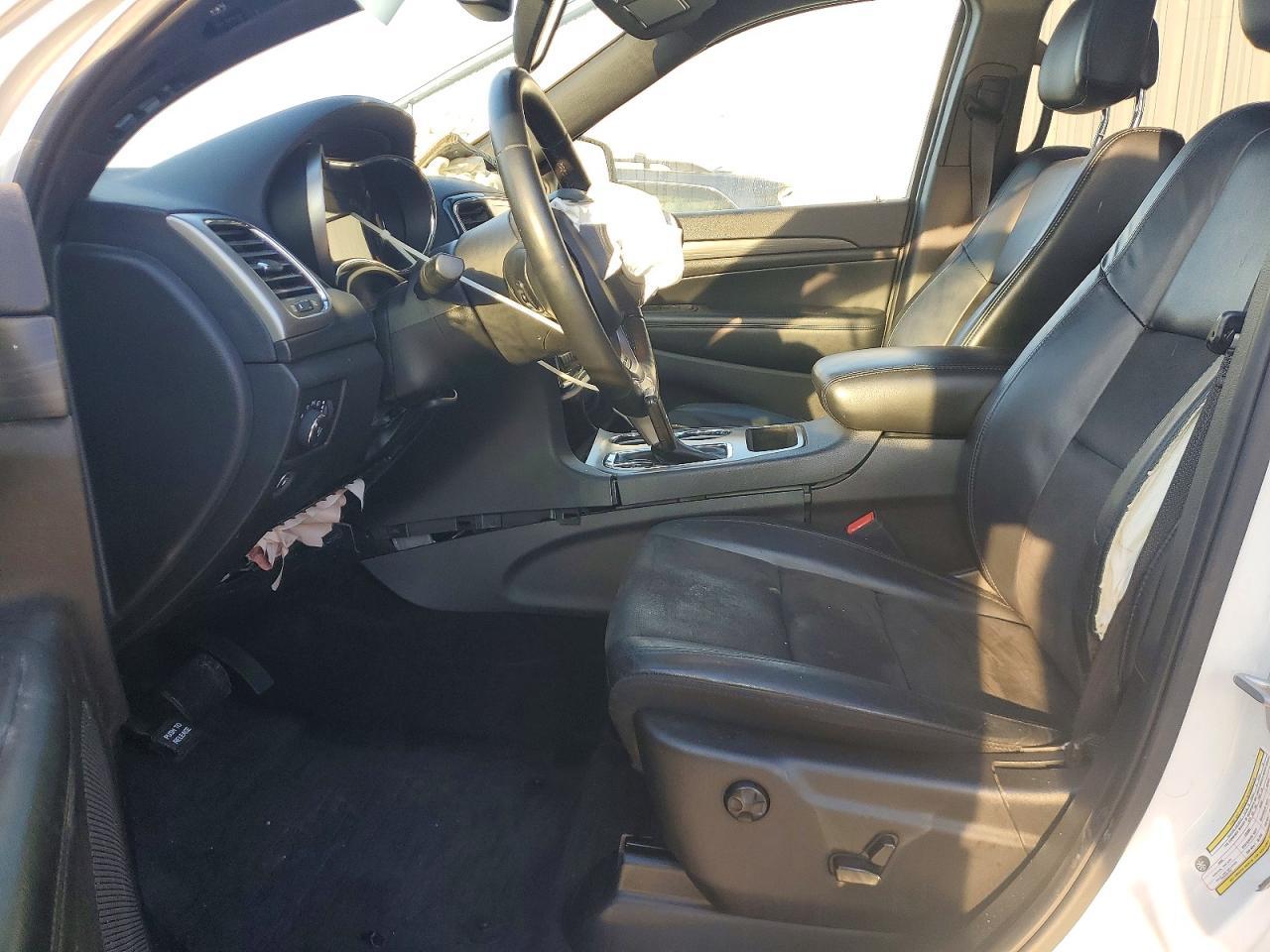 2019 Jeep Grand Cherokee Laredo