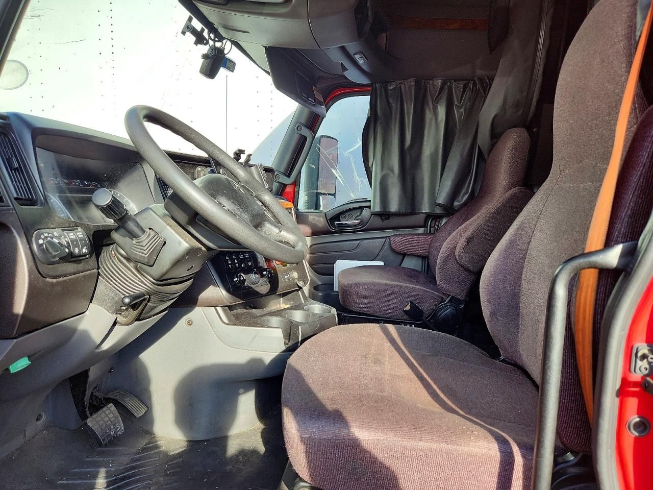 2020 International LT625 Semi Truck