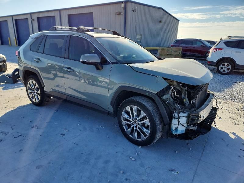2019 Toyota Rav4 xle Premium