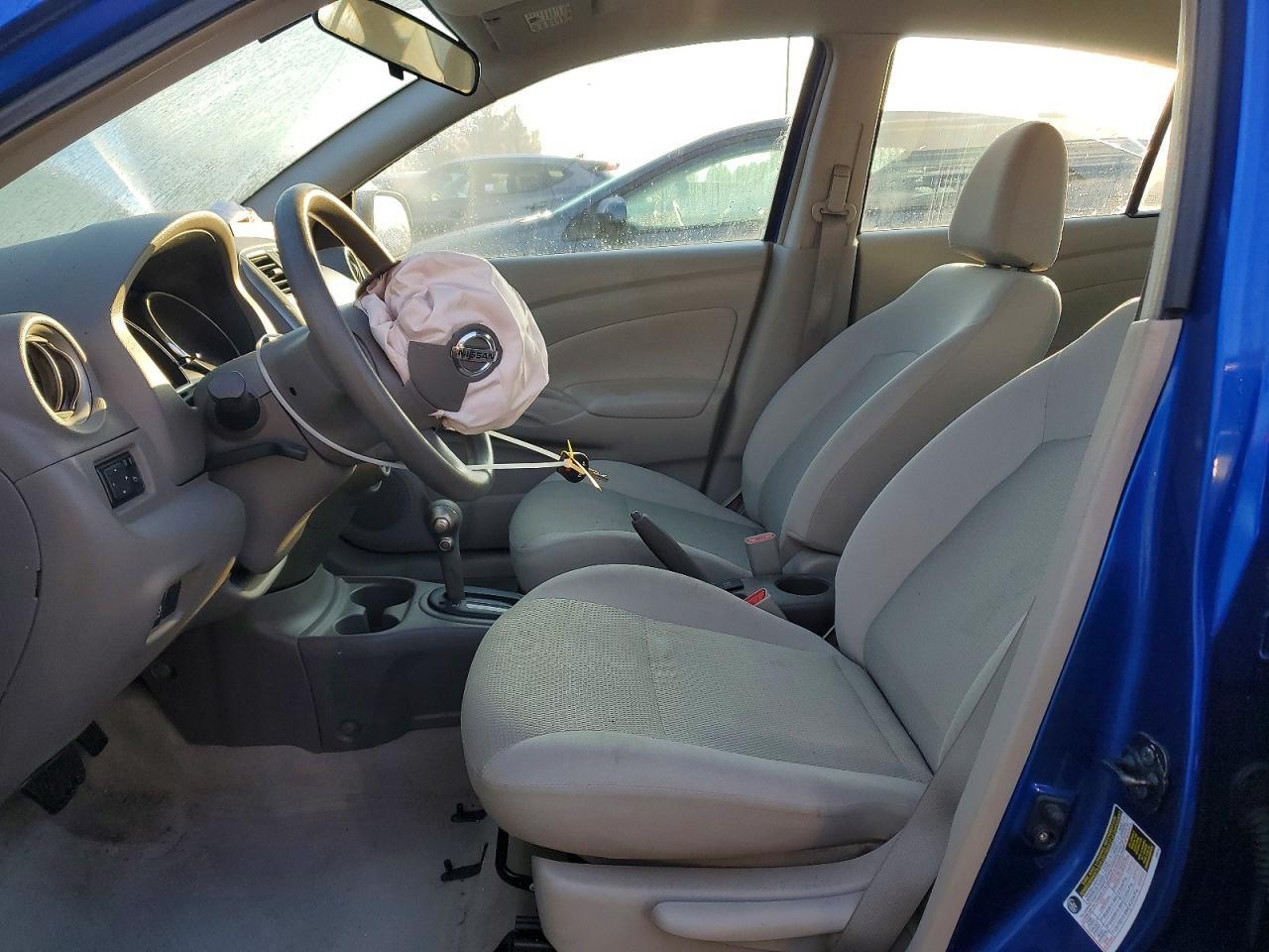 2012 Nissan Versa s