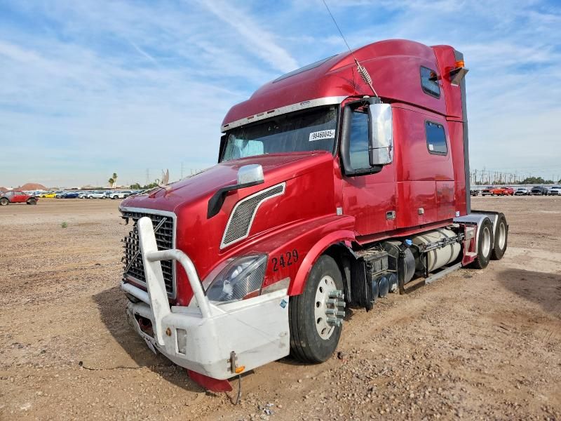 2013 Volvo Vnl Semi Truck
