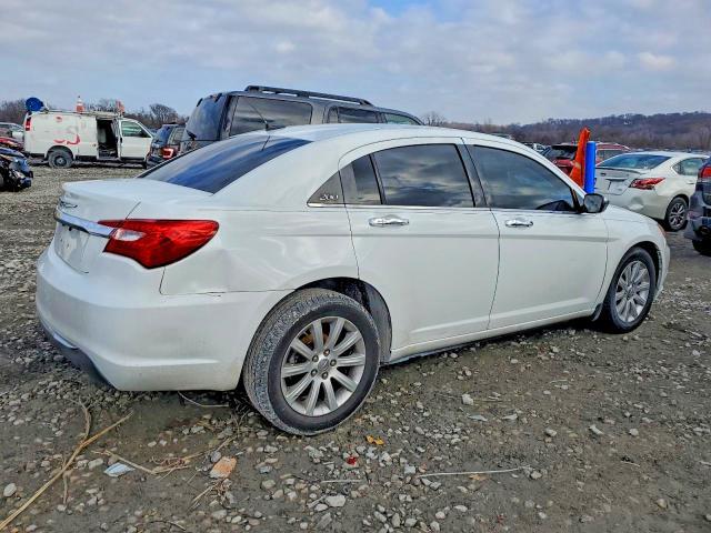 2014 Chrysler 200 Limited