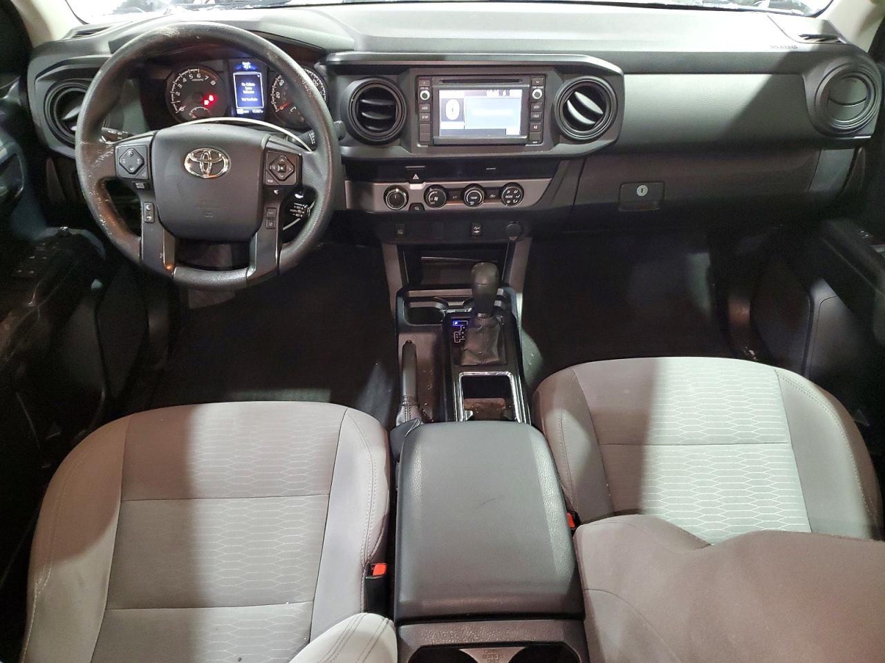 2019 Toyota Tacoma sr V6