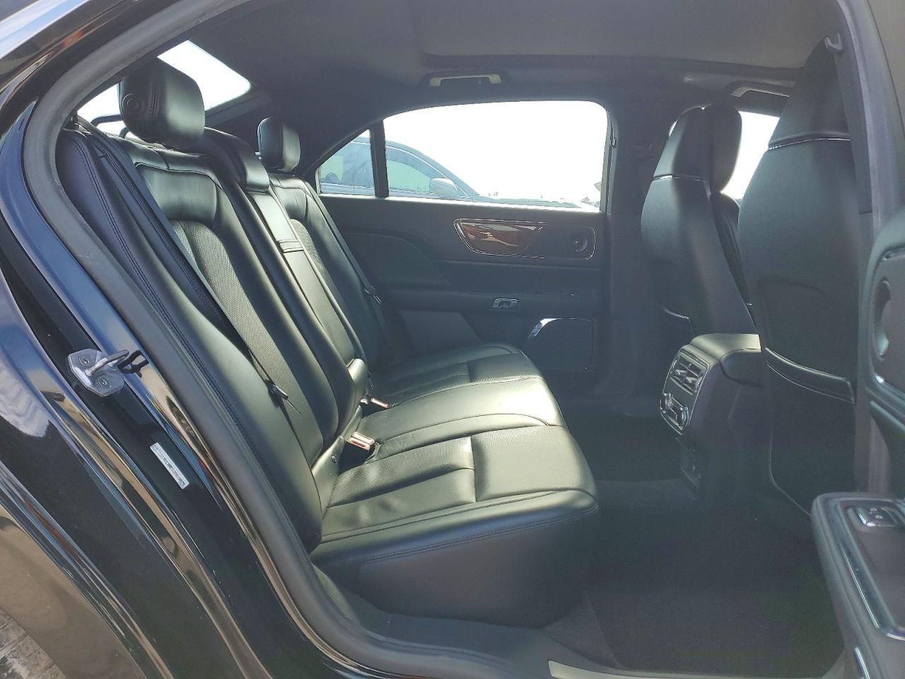 2018 Lincoln Continental Reserve